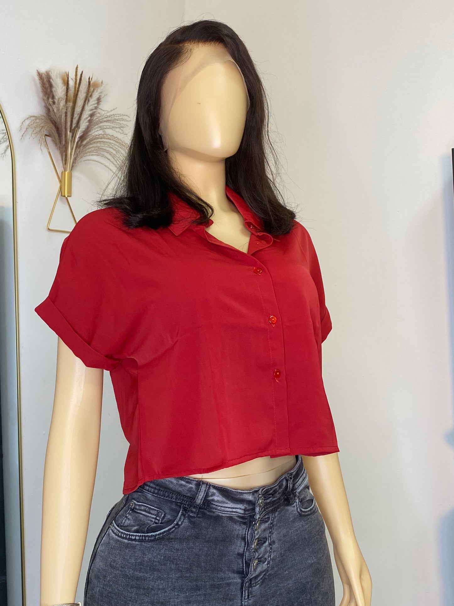 Red crop top shirt