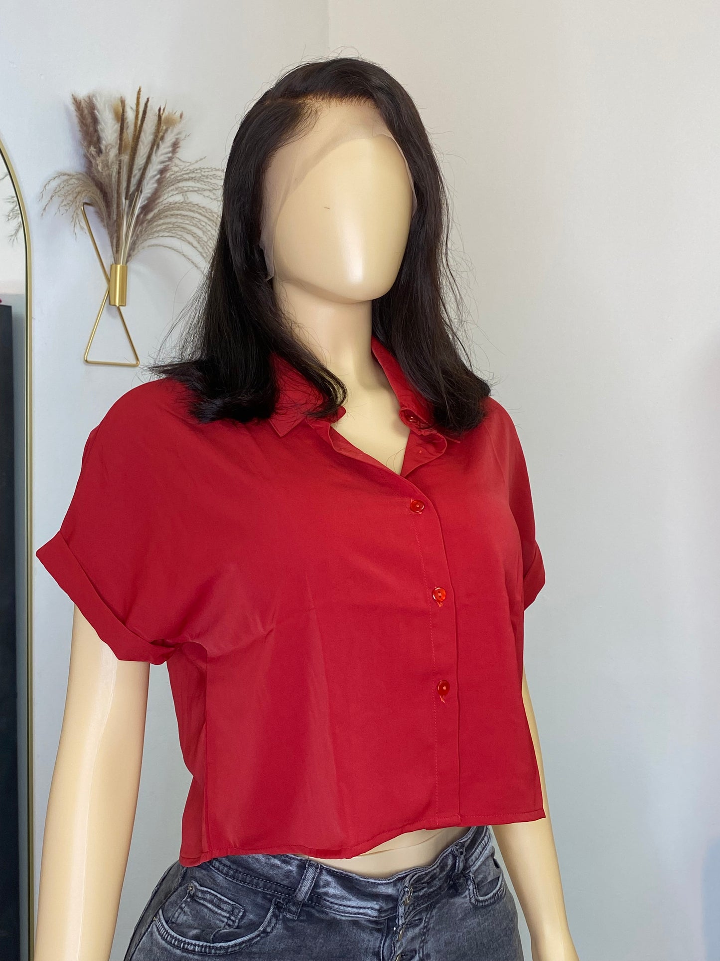 Red crop top shirt